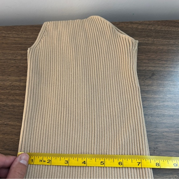 Elegant One-Shoulder Ribbed Dress in Beige XS - Picture 10 of 11